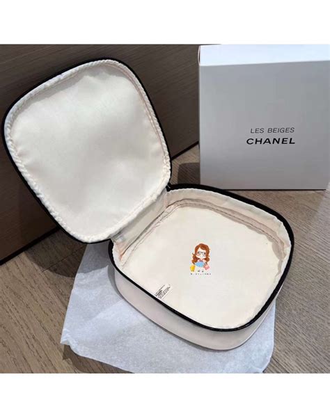 chanel make up organiser|Chanel makeup bag white.